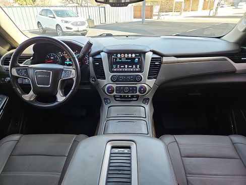 Used 2018 GMC Yukon Denali w/ Denali Ultimate Package image 7