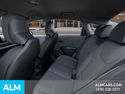 Used 2025 Kia K4 LXS image 20