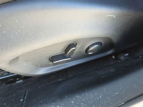 Used 2022 Jeep Compass Limited image 25