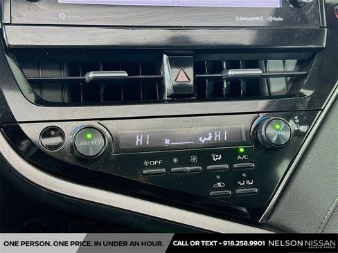 Used 2023 Toyota Camry XSE image 16