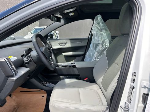 New 2026 Volvo EX30 Plus w/ Protection Package Premier AWD/4WD image 10