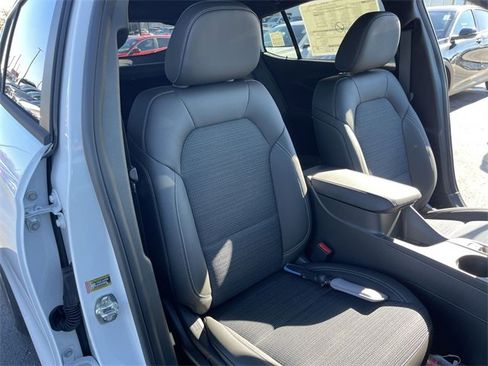 New 2026 Buick Envista Preferred image 23