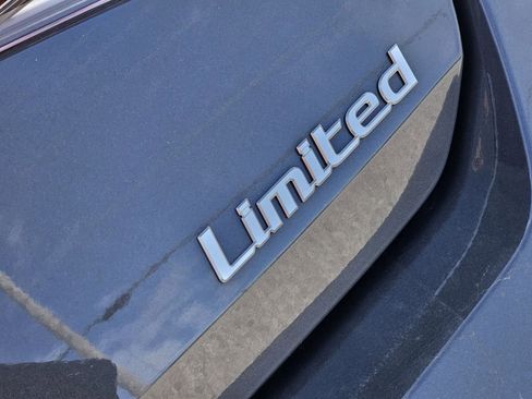New 2026 Hyundai Elantra Limited FWD image 12