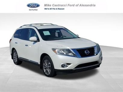 Used 2015 Nissan Pathfinder SL w/ SL Tech Package