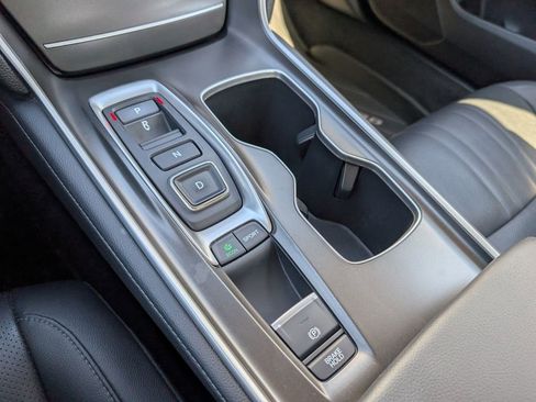 Used 2022 Honda Accord Touring image 21