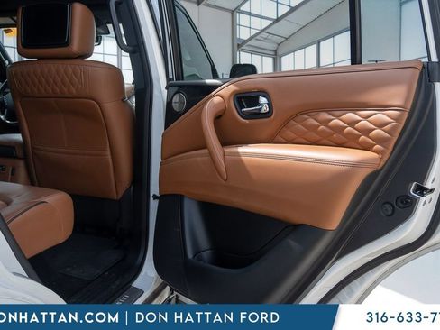 Used 2023 INFINITI QX80 Sensory w/ Cargo Package AWD/4WD image 32