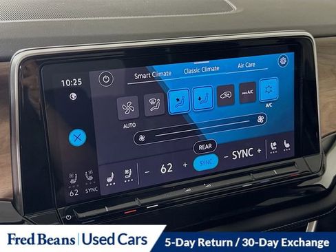 Used 2026 Volkswagen Atlas SE AWD/4WD image 16