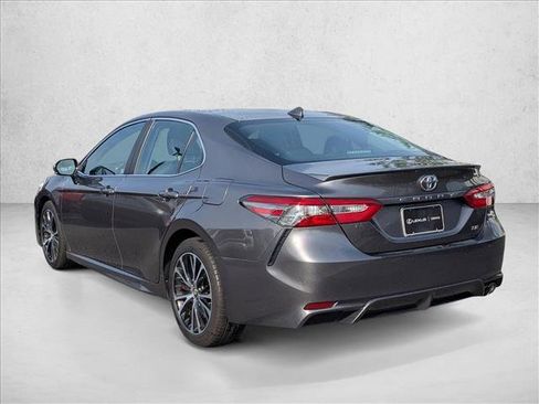 Used 2019 Toyota Camry SE image 9