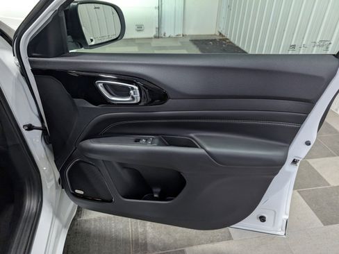 Used 2022 Jeep Compass High Altitude image 28