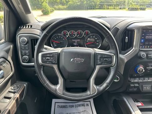 Used 2020 Chevrolet Silverado 1500 LT Trail Boss AWD/4WD image 12