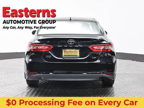 Used 2019 Toyota Camry LE w/ Convenience Package FWD image 6