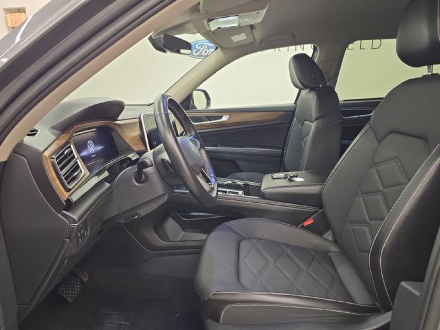 Used 2025 Volkswagen Atlas SE AWD/4WD image 21