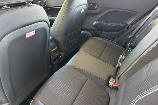 New 2026 Hyundai Venue SEL FWD image 11