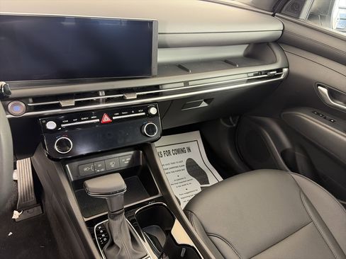 New 2025 Hyundai Santa Cruz SEL FWD image 4