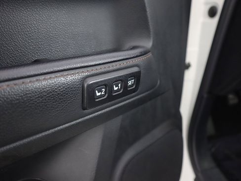 Used 2020 Toyota 4Runner Limited image 38