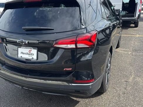 Used 2023 Chevrolet Equinox RS image 5