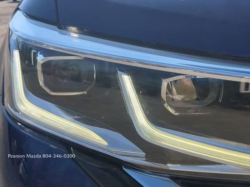 Used 2023 Volkswagen Taos SEL image 9