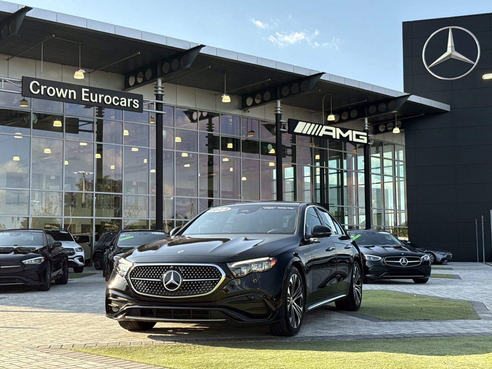 Used 2024 Mercedes-Benz E 350 4MATIC Sedan image 1