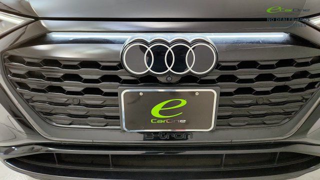 Used 2024 Audi Q8 e-tron Prestige w/ Prestige Package AWD/4WD image 24