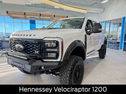 New 2026 Ford F250 Lariat w/ Black Appearance Package