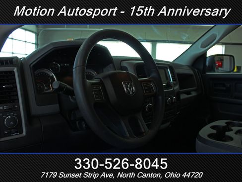 Used 2018 RAM 1500 Express w/ Express Value Package AWD/4WD image 15