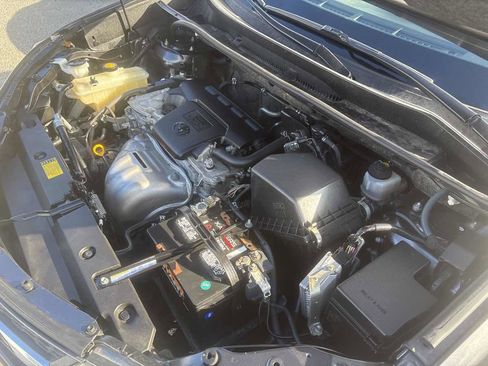 Used 2014 Toyota RAV4 LE image 24