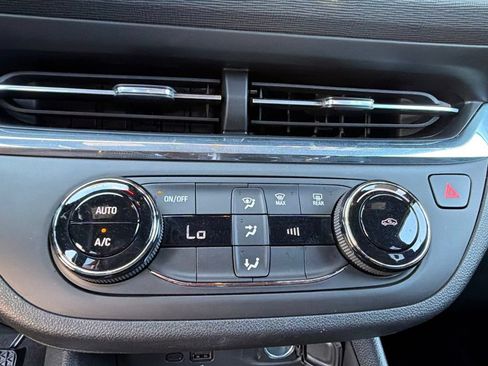 Certified 2026 Buick Envista Preferred FWD image 23