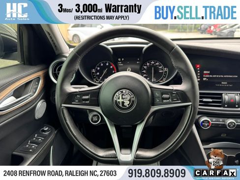 Used 2018 Alfa Romeo Giulia Ti RWD image 25