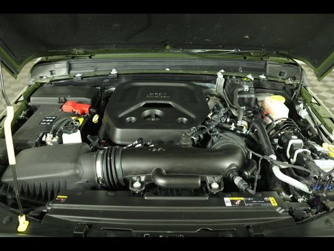 Used 2024 Jeep Wrangler Sport S image 17