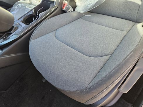 New 2025 Kia K4 LXS image 8