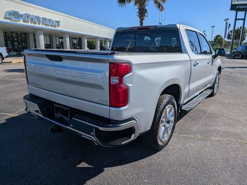 Used 2022 Chevrolet Silverado 1500 LTZ AWD/4WD image 6