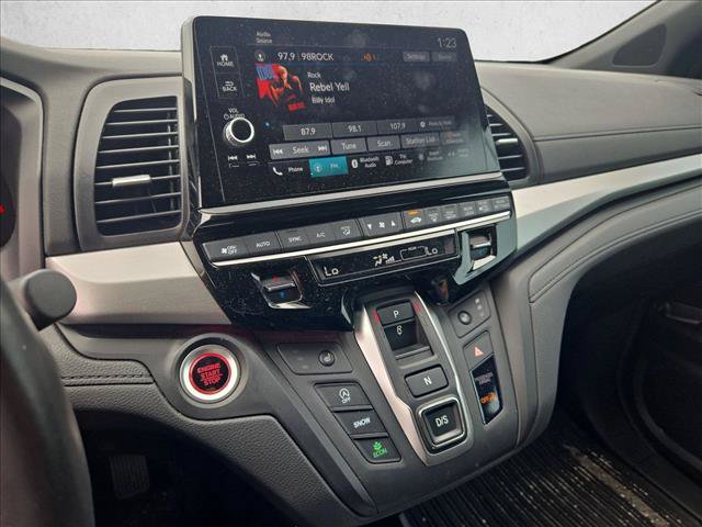 Used 2025 Honda Odyssey Sport-L image 12