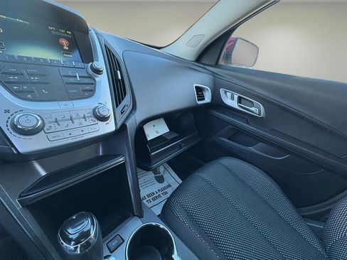 Used 2017 Chevrolet Equinox LT w/ Convenience Package image 17