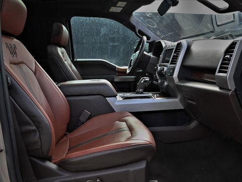 Used 2018 Ford F150 King Ranch w/ Equipment Group 601A Luxury AWD/4WD image 16