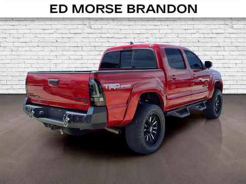 Used 2015 Toyota Tacoma PreRunner w/ TRD Sport Package RWD image 5
