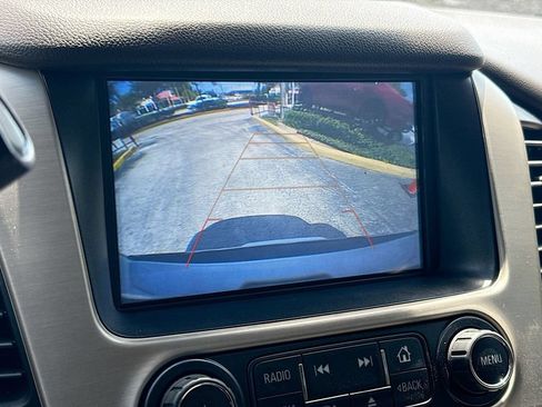 Used 2019 GMC Yukon Denali w/ Enhanced Security Package RWD image 10