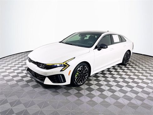 Used 2025 Kia K5 GT image 4