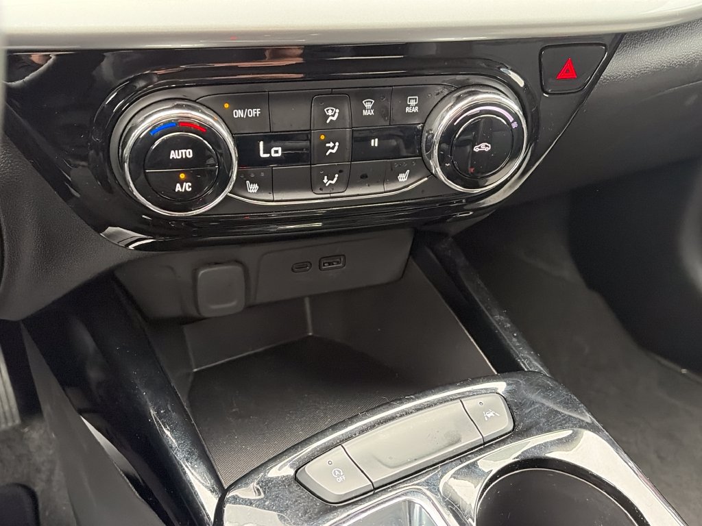 New 2026 Chevrolet Trax LT w/ Driver Confidence Package FWD image 17