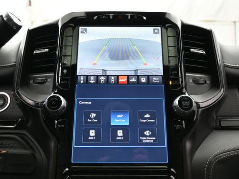 Used 2024 RAM 2500 Limited image 31