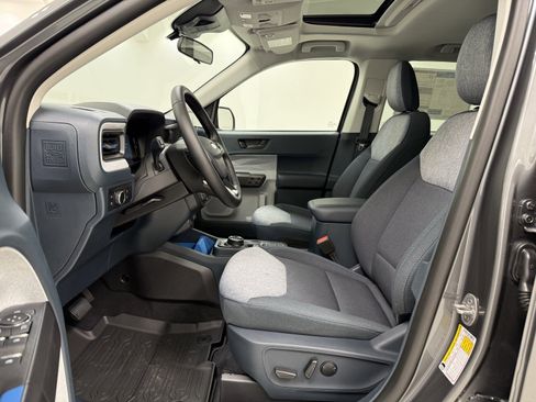 New 2025 Ford Maverick XLT w/ XLT Luxury Package image 17