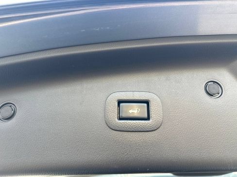Used 2019 Nissan Armada SL w/ Premium Package AWD/4WD image 38