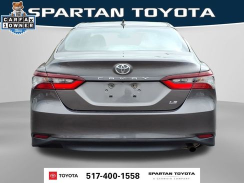 Used 2022 Toyota Camry LE FWD image 8
