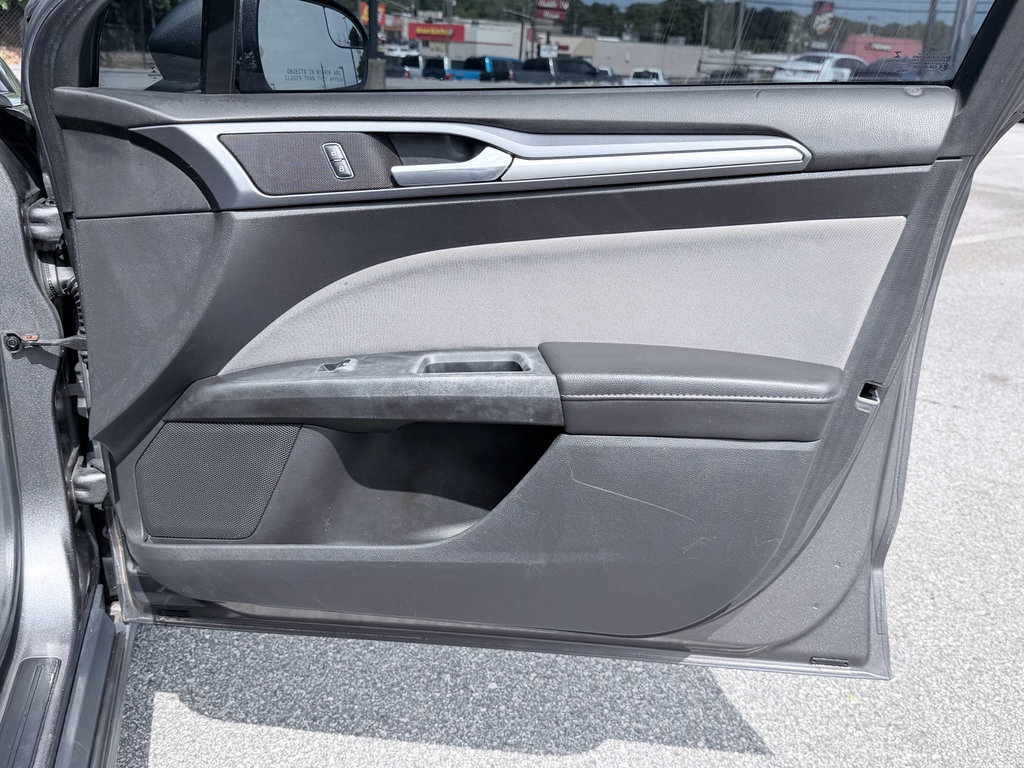 Used 2014 Ford Fusion S FWD image 22