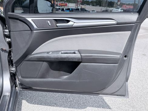 Used 2014 Ford Fusion S FWD image 22