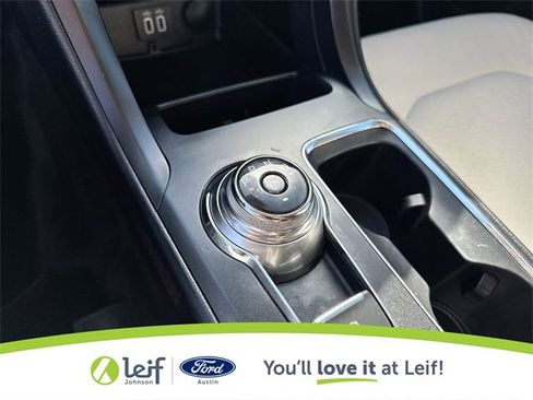 Certified 2020 Ford Fusion SE w/ Equipment Group 151A image 26