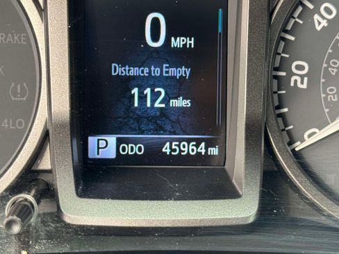 Certified 2023 Toyota Tacoma TRD Sport image 22