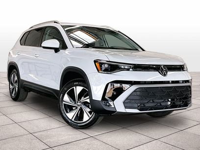 New 2026 Volkswagen Taos SE