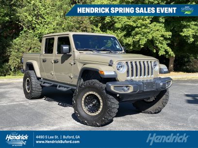 Used 2020 Jeep Gladiator Overland w/ Popular Equipment Package