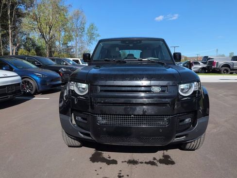 Used 2022 Land Rover Defender 110 S AWD/4WD image 2