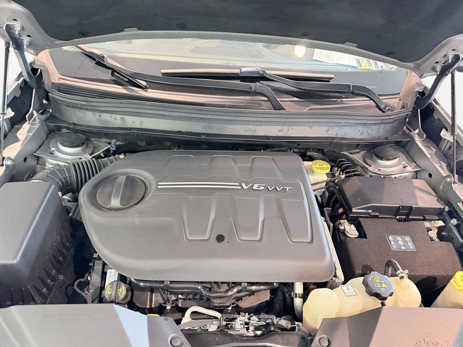 Used 2019 Jeep Cherokee Limited AWD/4WD image 48